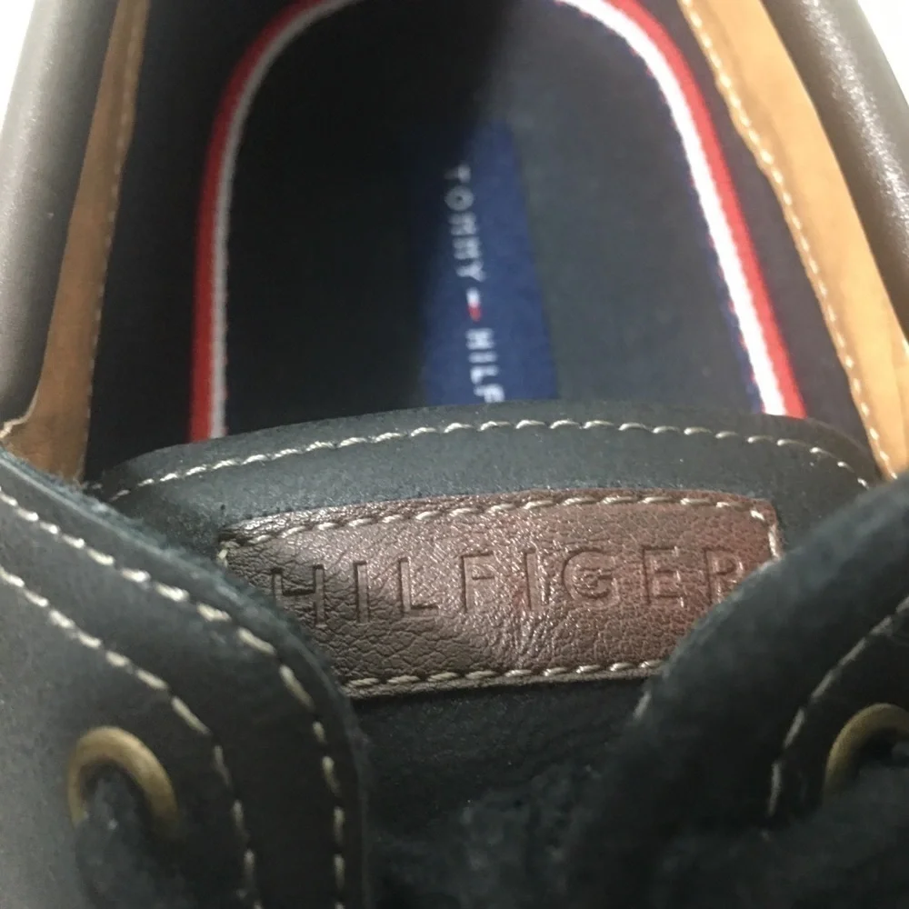 TOMMY Hilfiger Men’s Shoes, Casual Lace Up Size 10